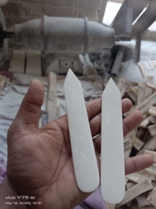 Premium Polished Bone Folder Bookbinding Creasing Tool Leather Burnishing Folder Paper <b>Folding</b> Tool Bulk Supply Affordable Price - Product Image 4