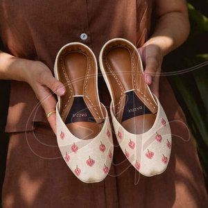 Chaussures pour femmes en jute imprimé antidérapant de haute qualité, avec semelle extérieure en cuir, design personnalisé, meilleur matériau - Product Image 3