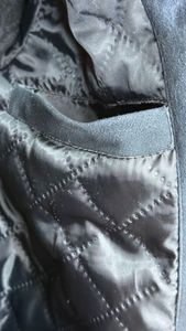 Dernière Veste en Cuir Souple pour Homme avec Logo Sérigraphié, Tirette de Fermeture Éclair Personnalisable, Col Rabattable en Cuir Véritable - Product Image 4