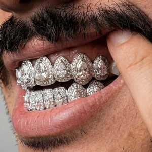 Joyería Fina Hip Hop: Set de Grillz para Luna de Miel, Plata 925 Certificada GIA, Moissanita VVS Personalizada con Piedra Central Grande - Product Image 2