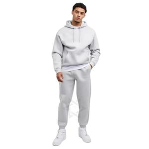 Trajes Deportivos de Invierno, Servicio OEM, Diseño ODM, Fabricación en Pakistán, Trajes Deportivos Personalizados, Último Diseño 2026 - Product Image 1