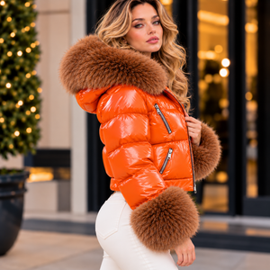 Chaqueta Bomber de Cuero Personalizada para Mujer con Capucha y Puños de Peluche / Chaqueta de Invierno al por Mayor - Product Image 2