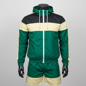 Conjunto Deportivo para Hombre, Chaqueta con Capucha Roja y Gris, Pantalones Cortos con Cintura Elástica, Estilo Deportivo, Transpirable y Ecológico - Product Image 4