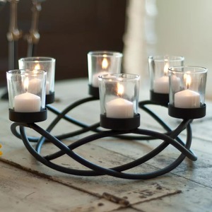 Candelabro de Metal Negro con 6 Portavelas de Vidrio Resistentes al Calor, Decoración para el Hogar - Product Image 3