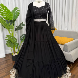 El Mejor Conjunto de Lehenga Choli y Dupatta de Tela Faux Georgette con Estilo Moderno y Volantes, Compra en Línea en India, Moda Étnica - Product Image 1