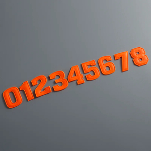 Écussons en caoutchouc 3D PVC personnalisés avec logo en relief, durables, de haute qualité, étiquettes souples en relief, écussons en caoutchouc silicone avec logo OEM - Product Image 5
