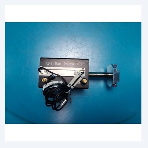 Cilindro de elevación/abatimiento del marco Lam Research 2300V2 (F) Cilindro de elevación/abatimiento del marco 2300 V2 - Product Image 3