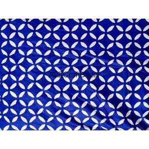 Tissu en coton 100% imprimé à la main en Inde pour femmes et filles - Tissu écologique respirant à séchage rapide et léger pour vêtements - Product Image 2