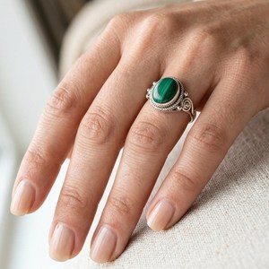 Natural Green Malachite Oval Silver Plated <b>Statement</b> <b>Ring</b> Handmade Gemstone Jewelry Wholesale - Product Image 1