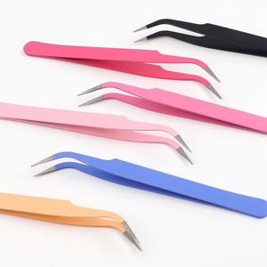 Ensemble de pinces à cils en acier inoxydable de précision avec pointes lisses, disponibles en plusieurs couleurs, pour l'application d'extensions de cils - Product Image 2