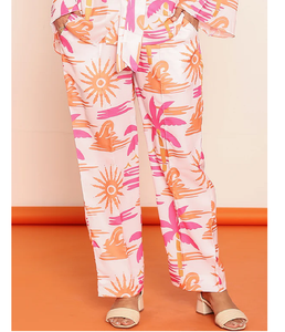 กางเกงผู้หญิงทรงสวย ผ้าจอร์เจตต์พิมพ์ลาย จับจีบ แต่งระบาย ใส่สบายๆ ในฤดูร้อน เนื้อผ้าน้ำหนักเบา นุ่ม ระบายอากาศได้ดี ใส่สบาย ทรงพอดีตัว มีจำหน่ายจำนวนมาก - Product Image 1