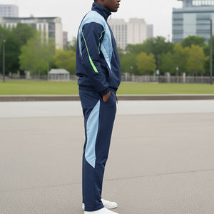 Nouvel Arrivage 2025 – Survêtement Jogging Personnalisé en Nylon avec Veste Zippée et Pantalon – Tenue de Sport Légère et de Haute Qualité - Product Image 2