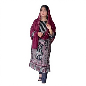 Salwar Kameez Indien en Georgette Tendance et Très Vendu, Dernière Collection, Broderie Exclusive, Tenue Ethnique Chic pour Femme - Product Image 1