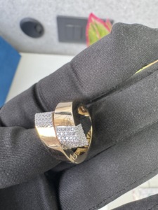 Bague unisexe moderne en or massif 18 carats, 5 grammes, avec zircone cubique, cluster géométrique de zircone cubique, sertie à griffes, bande statement - Product Image 5