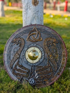 Escudo Vikingo Tradicional Hecho a Mano de Madera Duradera de Calidad de Exportación con Hoja de Acero Inoxidable, Personalizable OEM, Grado Industrial, EE. UU. y UE - Product Image 4