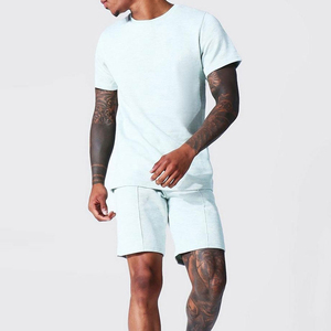 ชุดเสื้อยืดและกางเกงขาสั้นสีฟ้าอ่อนสำหรับผู้ชาย คอกลม สวมใส่สบายๆ ในฤดูร้อน ผ้าถัก สีพื้น ผ้าฝ้าย 100% - Product Image 5