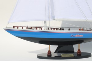 เรือใบไม้ทำมือลายดาวและแถบสีสไตล์อเมริกัน สำหรับตกแต่งบ้านสไตล์ทะเล - Product Image 2