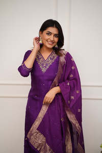 Best Women's Viscose Chanderi solid Straight Purple <b>Kurti</b> with Viscose Chanderi Pant And Jacquard Printed Dupatta Sets - Product Image 2