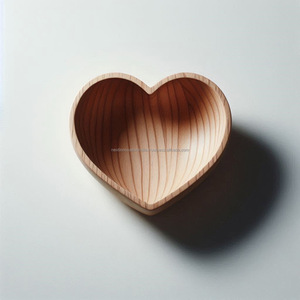 Bol jetable en bois en forme de cœur au design moderne Ustensiles de cuisine polyvalents les plus vendus pour le service des aliments Prix d'usine direct - Product Image 1