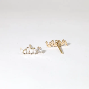 Élégantes boucles d'oreilles clous en or 14 carats avec diamants de laboratoire, minimalistes, délicates, style grimpant, bijoux fins modernes, cadeau - Product Image 3