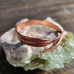 Antique Hammered Finish Handmade Copper Bracelet Traditional Modern Design Unisex Jewelry for Holiday Gift - Product Image 2