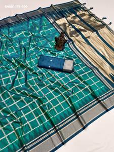 คอลเลกชันพรีเมียม ชุดงานเทศกาล ผ้าไหมบานาราสี พร้อมลายทอแบบดั้งเดิมและลายปักดิ้นทอง ซารีพร้อมเสื้อคลุม คอลเลกชันซารีสุดน่ารัก - Product Image 5