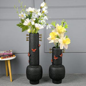Vase à fleurs en métal au design moderne et minimaliste pour salon et salle de séjour, durable, idéal pour la décoration de la maison et du bureau - Product Image 5