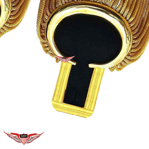 Epaulettes de Hombro Personalizables KEW de Metal Dorado con Flecos, Diseño Vintage de Lujo, Acabado Bordado Ecológico y Duradero - Product Image 2