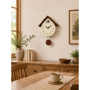 Horloge murale minimaliste en bois avec pendule, design analogique à quartz pour la décoration du salon - Product Image 4