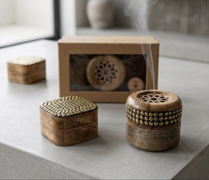 Elegante quemador de incienso Mubkhar de madera hecho a mano para rituales de fragancias árabes, decoración del hogar y meditación. - Product Image 6