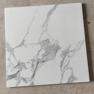 กระเบื้องปูพื้นพอร์ซเลนขัดเงาพิเศษ ขนาด 600 x 600 มม. ลายหินอ่อน สำหรับโชว์รูม สำนักงาน อาคาร สำนักงาน หรือพื้นที่นั่งรอ - Product Image 2