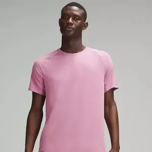 เสื้อยืดแฟชั่นผู้ชายไซส์ใหญ่ สีพื้น ผ้าไมโครโพลีเอสเตอร์ผสมใยนม แขนสั้น ออกแบบโลโก้ตามสั่ง OEM - Product Image 3
