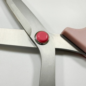 Ciseaux en tissu infusé de carbone Ever-Sharp : Précision de qualité militaire 2026 pour les grands couturiers - Product Image 6