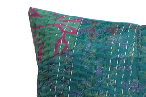 Funda de cojín Kantha de retazos Sari de seda funda de cojín Kantha decorativa de almohada Bohemia - Product Image 4
