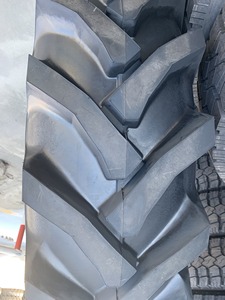 Pneu de tracteur agricole KUMATIRE KN109 R1 12PR 16PR, pneu de ferme robuste, type diagonale avec chambre à air - Product Image 2