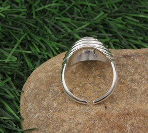 Bague de mode en argent sterling 925 avec serti clos, faite à la main, style classique bohème, solitaire délicat, certifiée Jaipur, unisexe, pour mariage et fête - Product Image 4