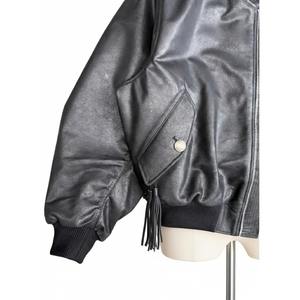 แจ็คเก็ตบอมเบอร์บุหนังวัวแท้แบบฟอกสี  ผิวสัมผัสแบบด้าน  สำหรับผู้ชาย  ผลิตตามสั่งขายส่ง OEM ปี 2025 |   หนังวัวแท้ - Product Image 2