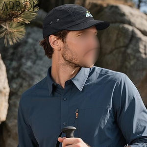 Casquettes 5 panneaux confortables noires unies avec logo personnalisé, service OEM ODM 2026 avec impression de votre propre logo, dernier style pour hommes et femmes - Product Image 5