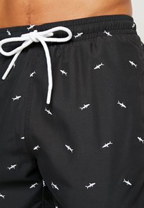 Shorts de playa para hombre con estampado de tiburón negro, con cordón ajustable y bolsillos, de secado rápido, fabricante de shorts de baño personalizados - Product Image 4