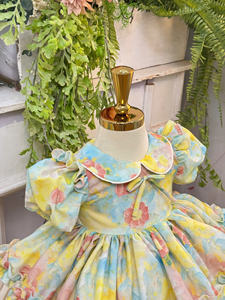 Vestido Maxi de Alta Calidad para Niñas, Estilo Princesa Bao Tran, con Mangas Abullonadas y Cuello con Volantes, Ecológico y Transpirable - Product Image 2