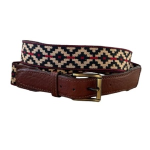 Cinturón de Cuero Genuino de Alta Calidad de 2.25 Pulgadas de Ancho con Patrón de Cestería y Costuras Duraderas, Equipo de Defensa Personal Desmontable - Product Image 1