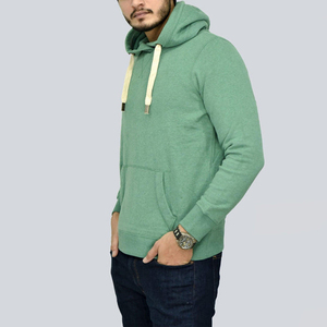 Sudadera con Capucha Verde para Hombre, Corte Regular, Tejido de Algodón, Diseño Casual con Bolsillos, Ropa de Otoño - Product Image 3