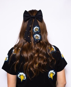 Excellente pince à cheveux en satin bleu avec motif patte, strass, personnalisable pour équipe de cheerleading, faite à la main, pour fête, jour de match, accessoire de cheveux perlé - Product Image 1
