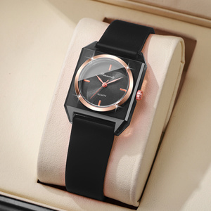 Reloj de Mujer con Esfera Cuadrada Minimalista y Correa de Silicona Disponible en Varios Colores B916 - Product Image 3