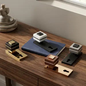 Manija de Puerta Moderna con Cerradura de Metal Duradero, Juego de Herrajes Arquitectónicos para Puertas, Accesorios al por Mayor para Proveedores - Product Image 2