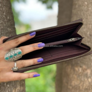 คลัทช์หนังขนเฟอร์เครื่องมือสีสำหรับผู้หญิงใหม่สไตล์ตะวันตกกระเป๋าเงินหนังเครื่องมือขายดีกระเป๋าสตางค์ที่ไม่ซ้ำใคร - Product Image 6