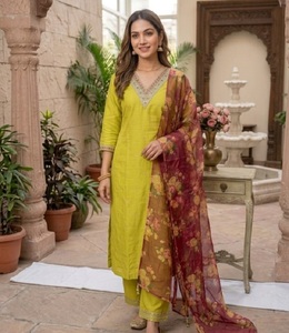Ensemble Salwar Kameez en coton brodé jaune avec dupatta fleuri, tenue traditionnelle indienne et pakistanaise pour mariage et fêtes, pour femmes - Product Image 1
