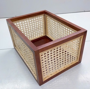 Panier de rangement en jacinthe d'eau tressé à la main, écologique, moderne, multifonctionnel, avec cadre en bois rustique - Product Image 5
