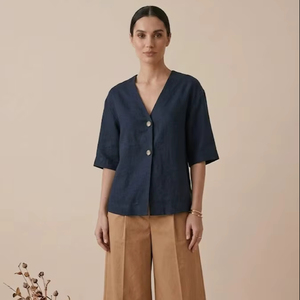 Vestido largo de algodón con mangas cortas, cuello en V, corte recto, diseño liso, informal y holgado para mujer, con bolsillos utilitarios. - Product Image 1