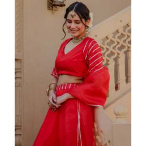 Lehenga Choli de Organza Chinon Rojo con Bordado Gota para Mujer, con Protección Solar y Secado Rápido, para Bodas, Talla XS - Product Image 5